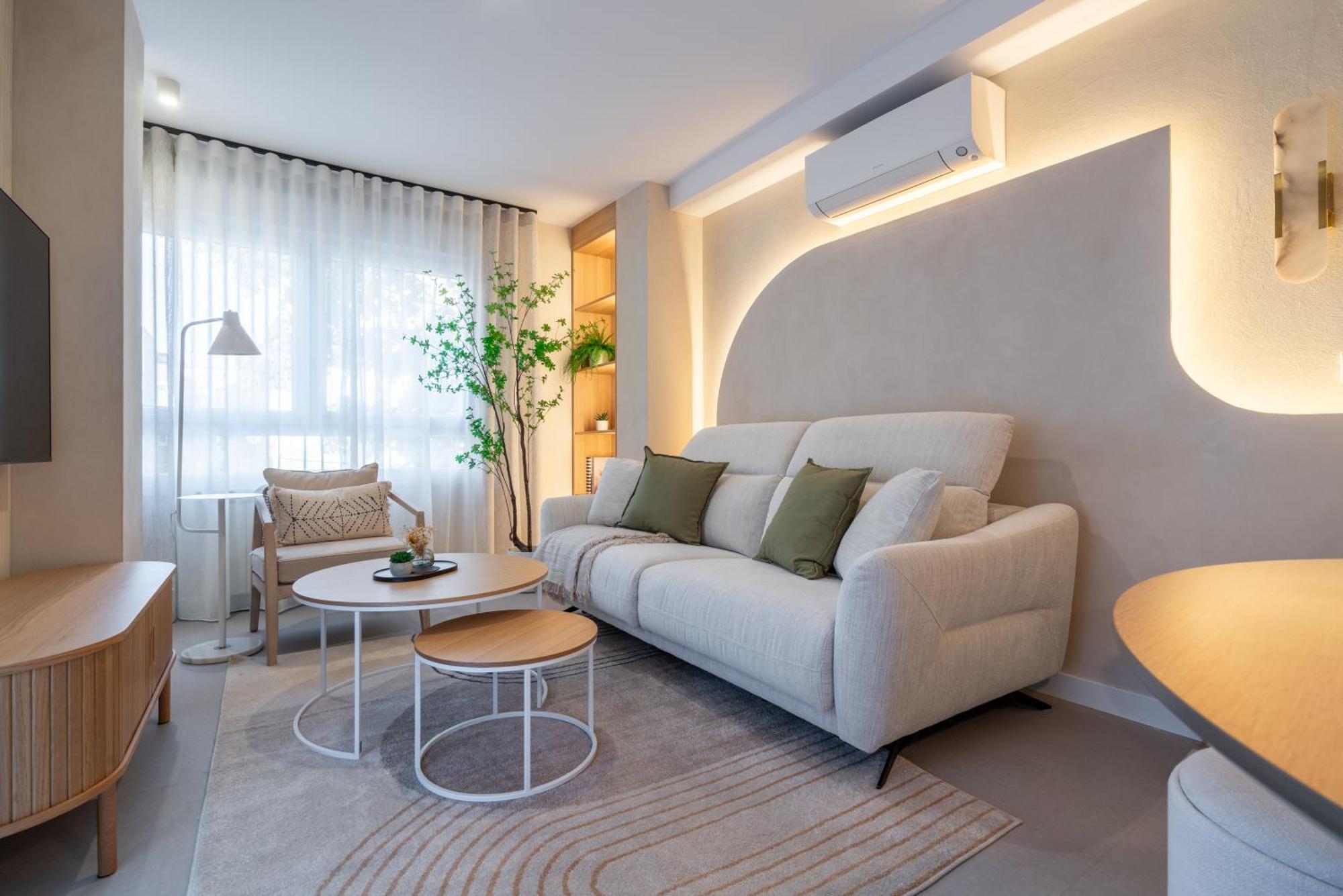 Wow Apartamentos Valladolid Luaran gambar