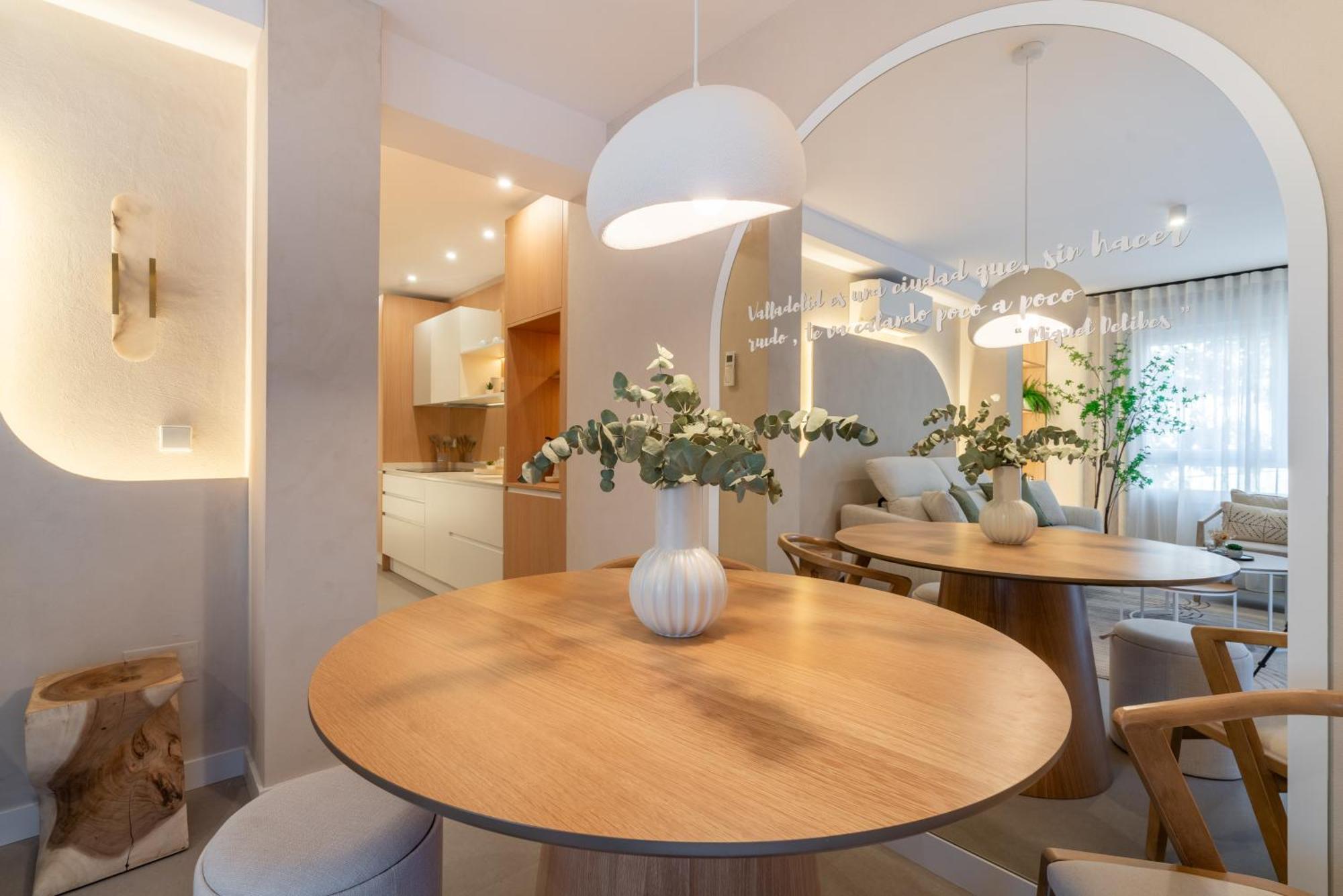 Wow Apartamentos Valladolid Luaran gambar