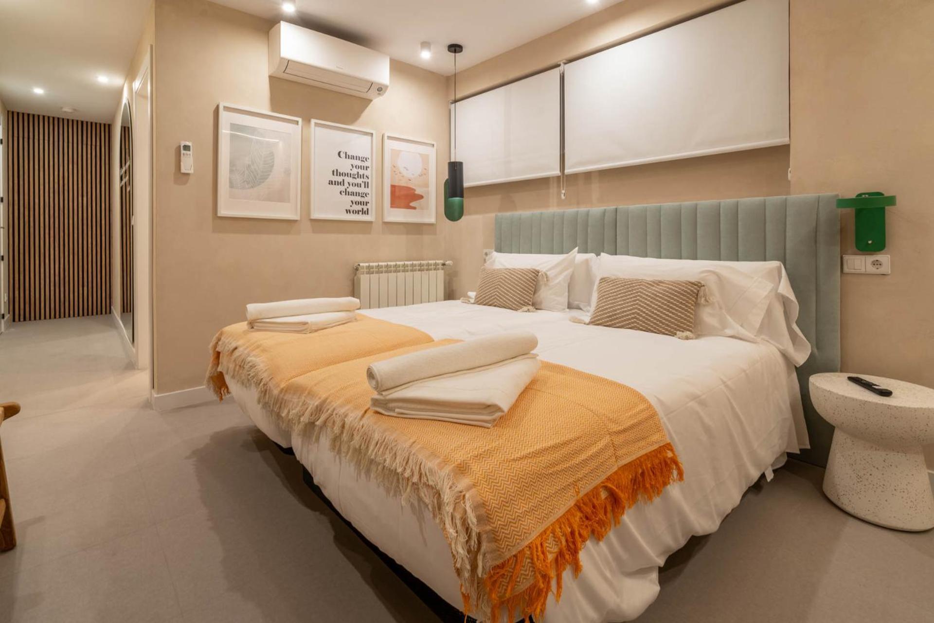 Wow Apartamentos Valladolid Luaran gambar